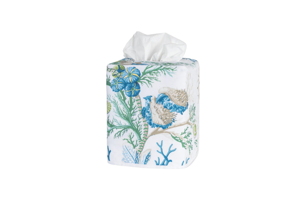 Introduce elegance to your home with Matouk's Del Tesoro Tissue Box Cover. Featuring vibrant hues and playful deep sea life motifs, printed on 100% cotton percale with a 500 thread count. Made in the Philippines with Italian fabric and OEKO-TEX certified. Transform unsightly tissues into a beautiful design statement. Sea Blue print on white background