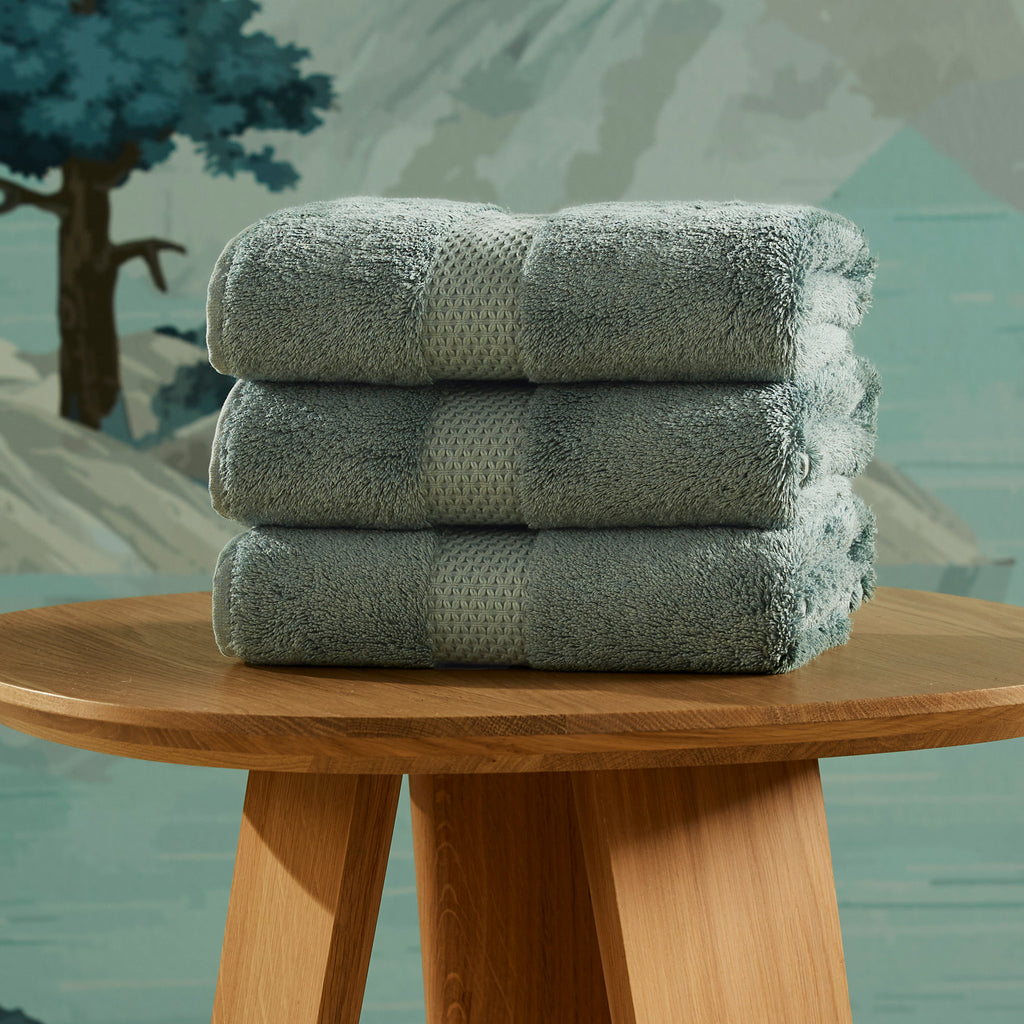 Yves Delorme Etoile Bath Towels + Bath Mat
