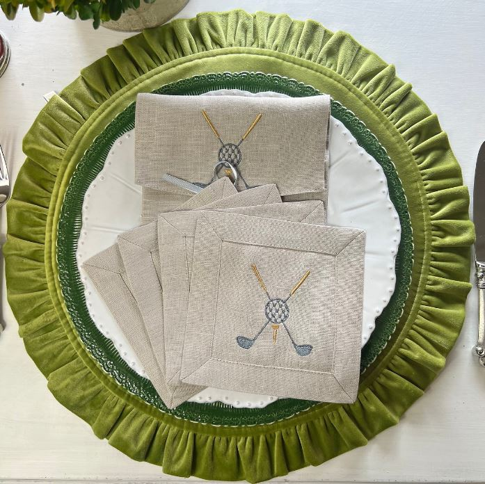 Upgrade your cocktail game with our Golf Cocktail Napkin Set. Each of the four 6"x6" linen napkins is embroidered with a timeless golf motif, adding an elegant touch to your table. Made in Italy and packaged in a linen pouch, it makes the perfect gift for any golf enthusiast.